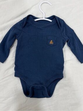 GAP - Long-Sleeve Navy Baby One-Piece with Pocket Bear Detail